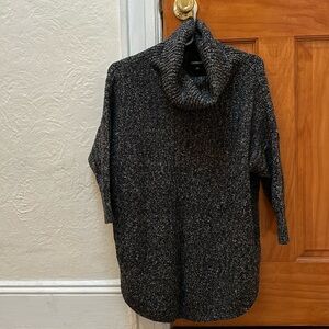 Sweater, great condition, Express